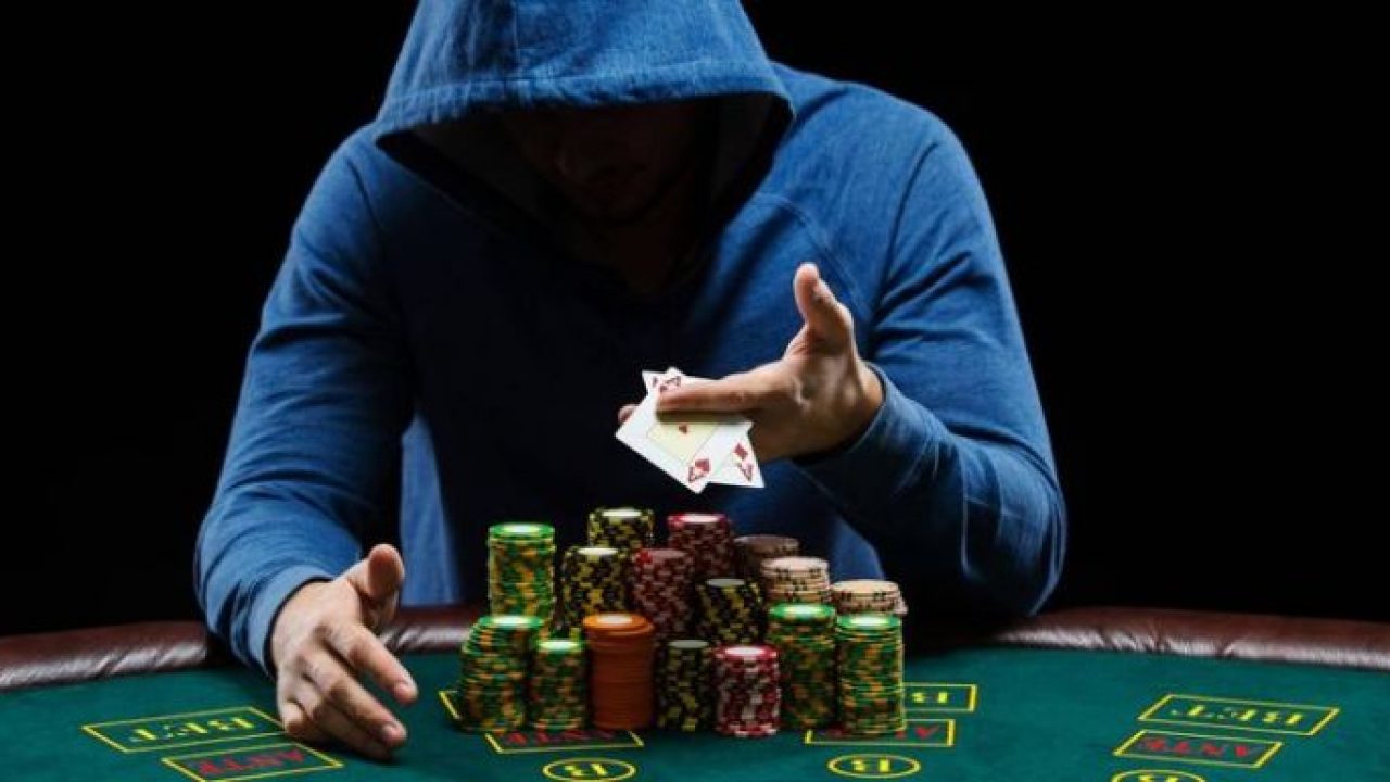 Poker có làm khó bạn?